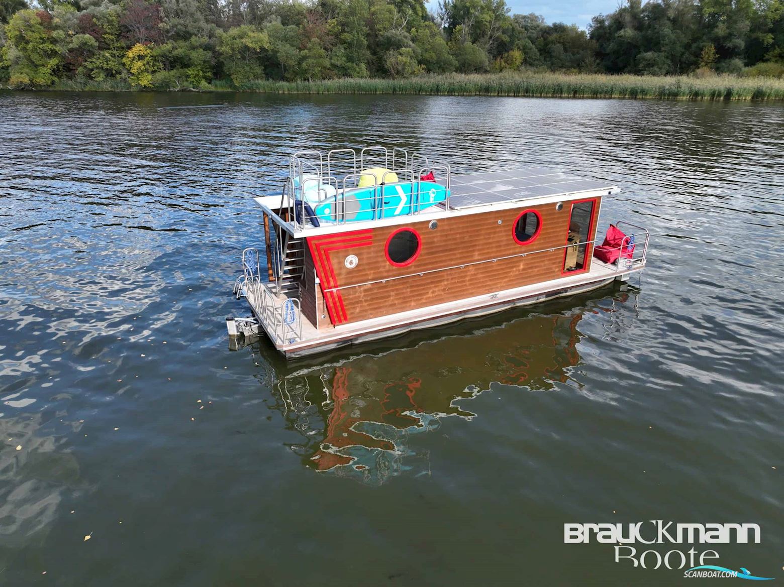 Werftbau Solar Hausboot 2022