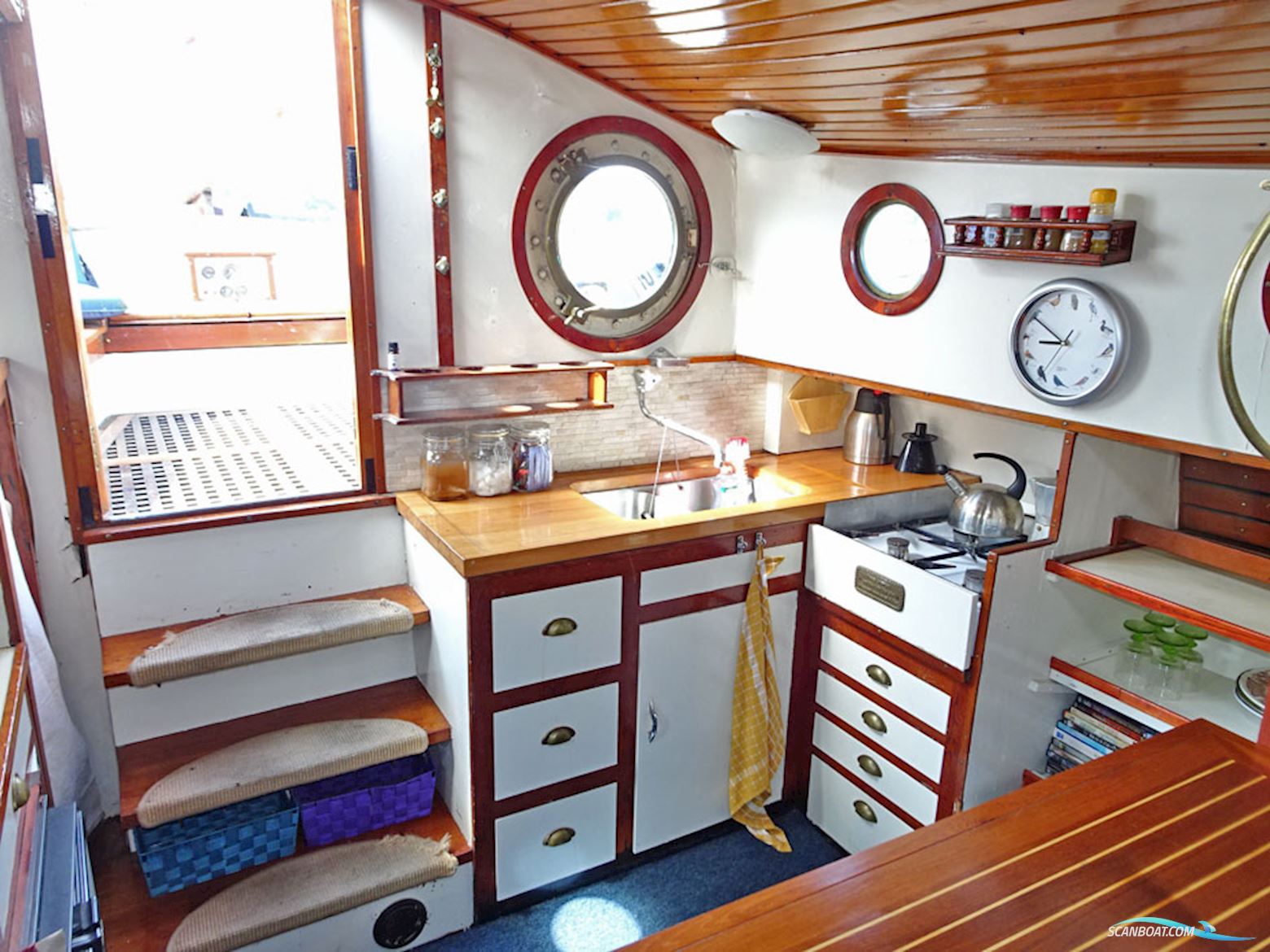 Zeeschouw 9.60