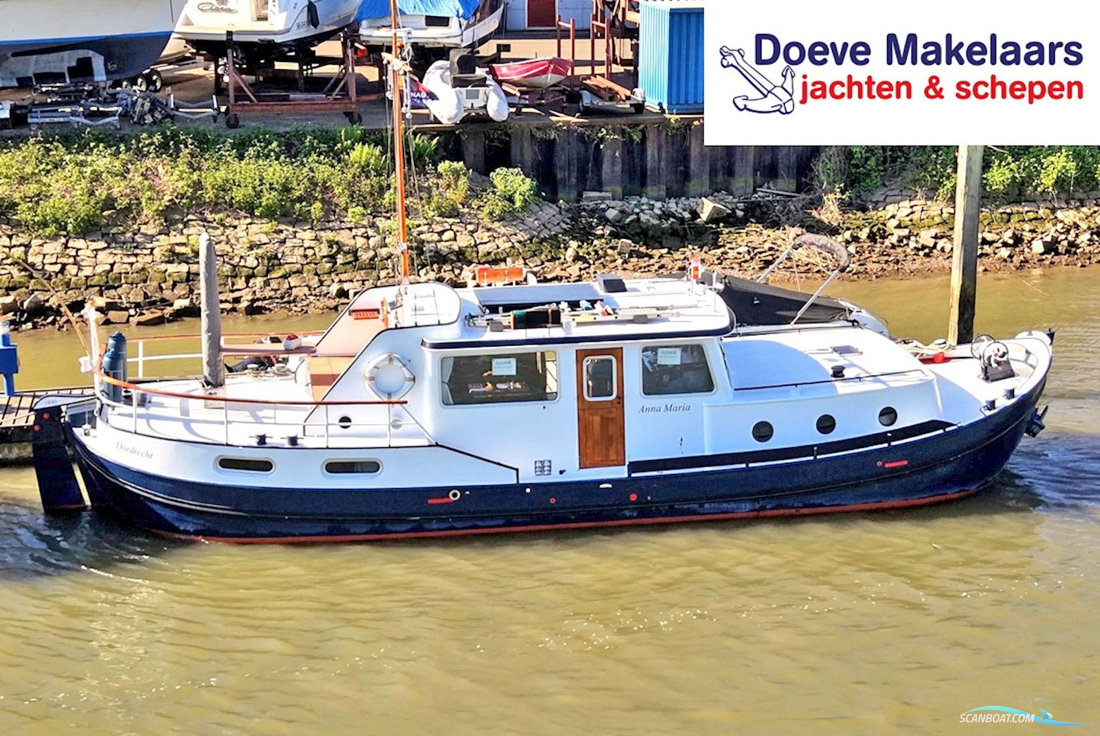 Boeieraak 13.65 Huizen aan water 1897, met Daf<br />DD575 motor, The Netherlands