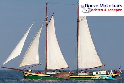 Charterklipper 20 Nachtgasten Huizen aan water 1905, met Daf<br />DD575 motor, The Netherlands