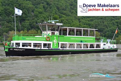 Dagpassagiersschip 50 Pers Met Ubc Huizen aan water 1952, met Man<br />D 2866E motor, The Netherlands