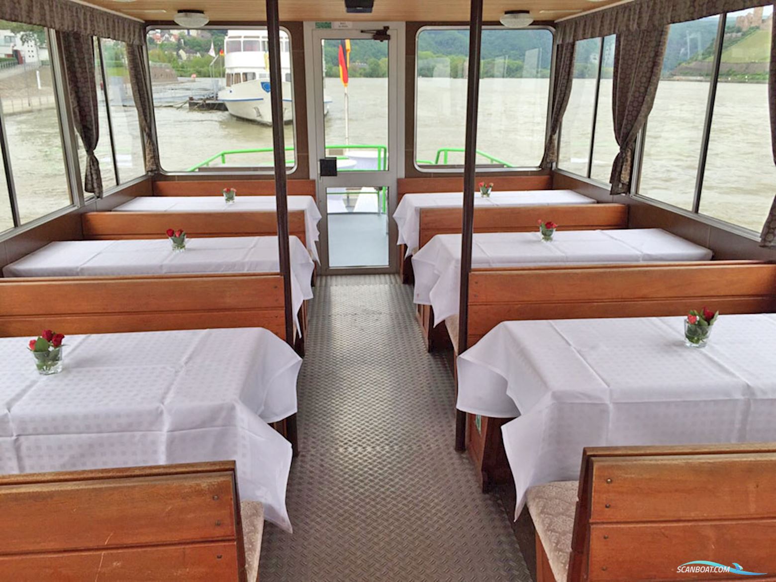 Dagpassagiersschip 50 pers met UBC