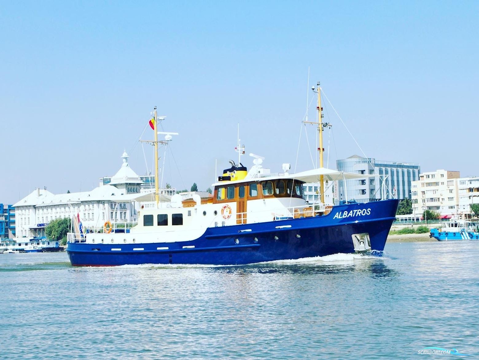 Damen Luxury Life Aboard Woonboot Huizen aan water 1953, met Caterpillar motor, The Netherlands