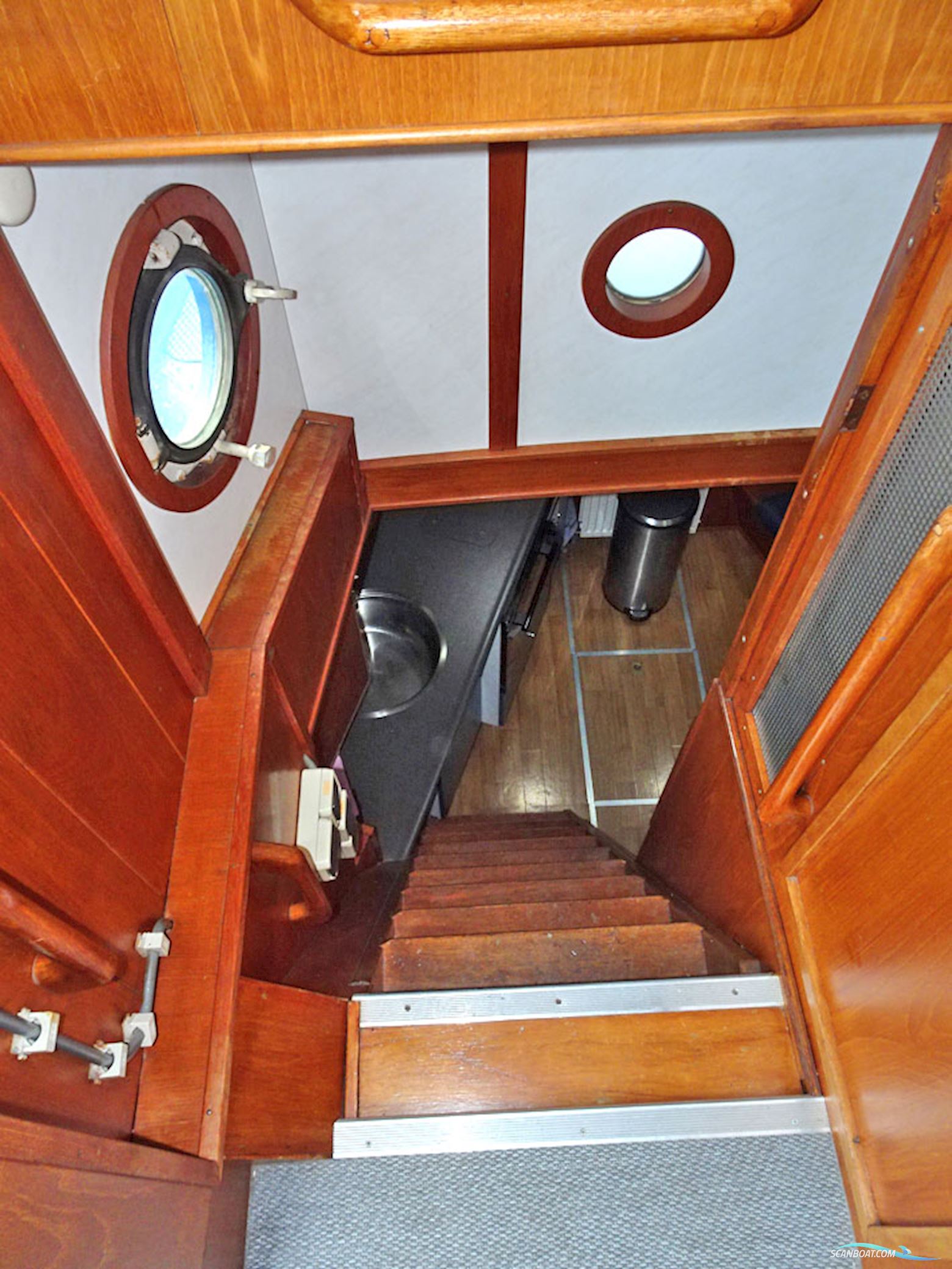 Directievaartuig 17.83 met UBC certificaat