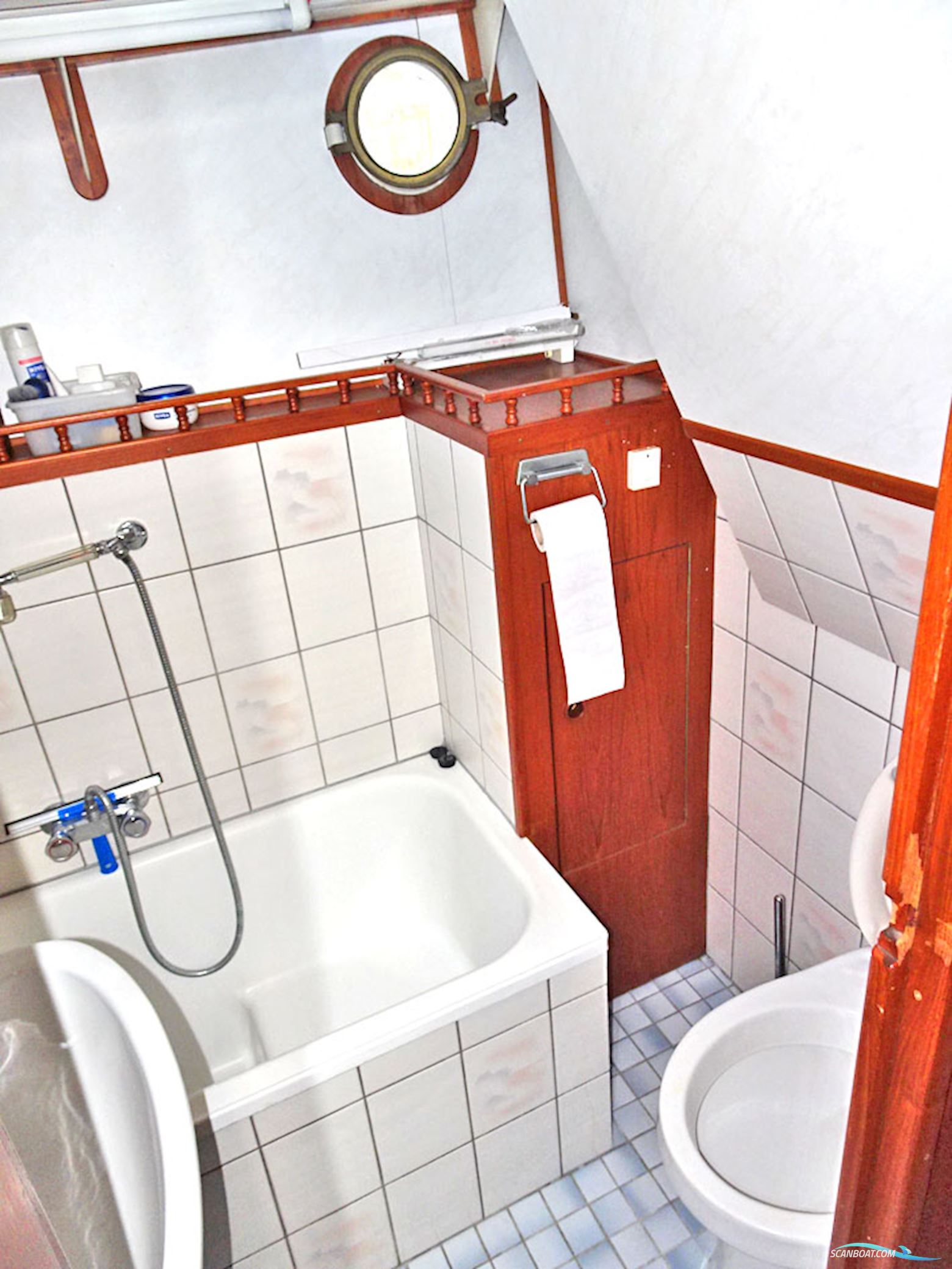 Directievaartuig 17.83 met UBC certificaat