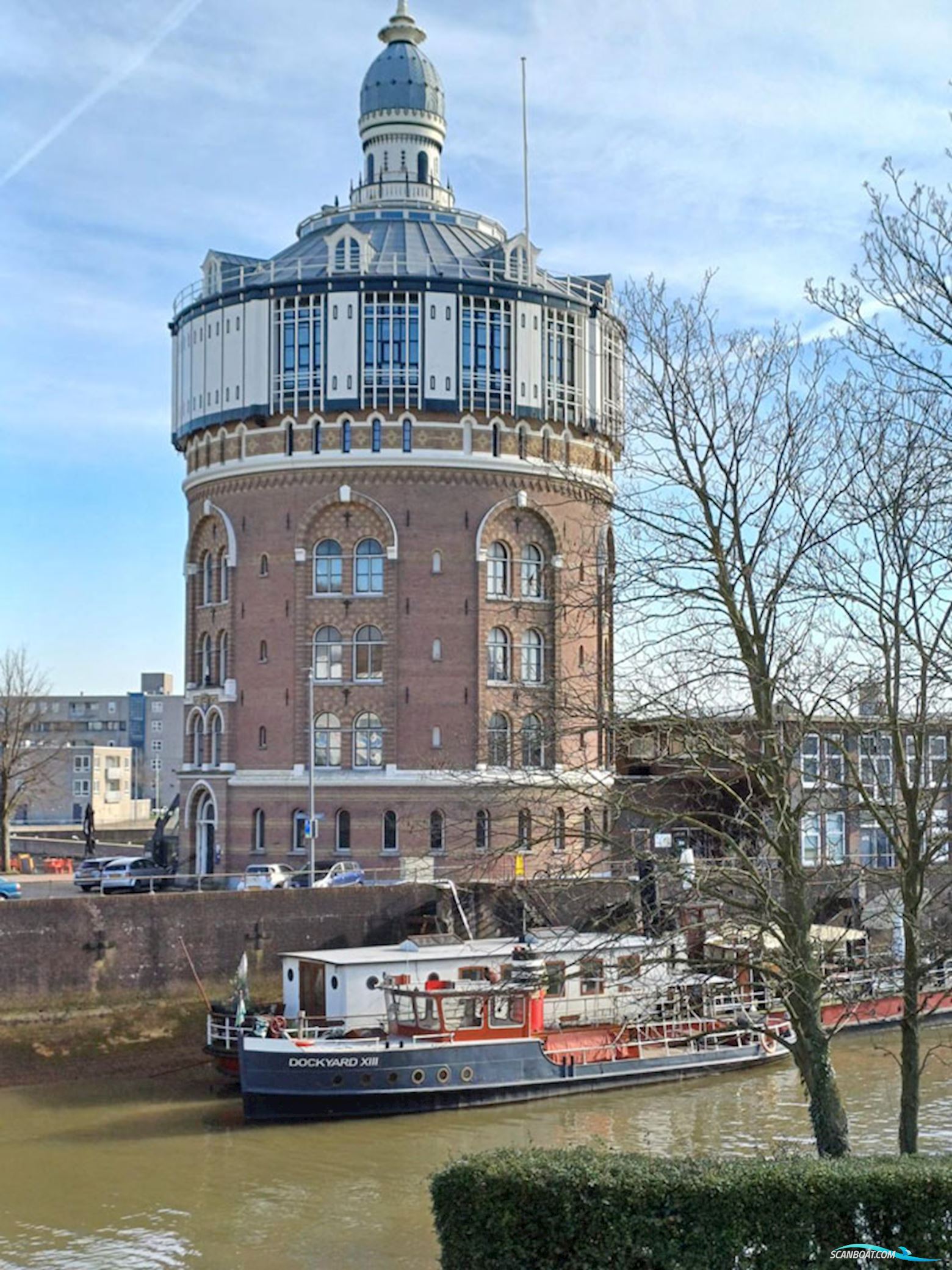 Dockyard 13, Motor tender