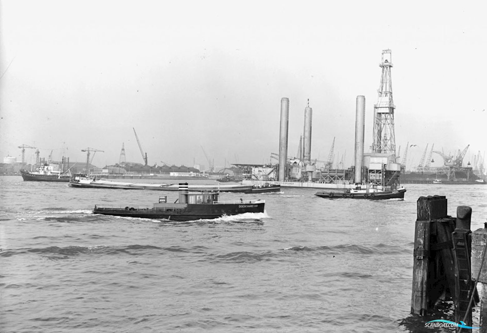 Dockyard 13, Motor tender