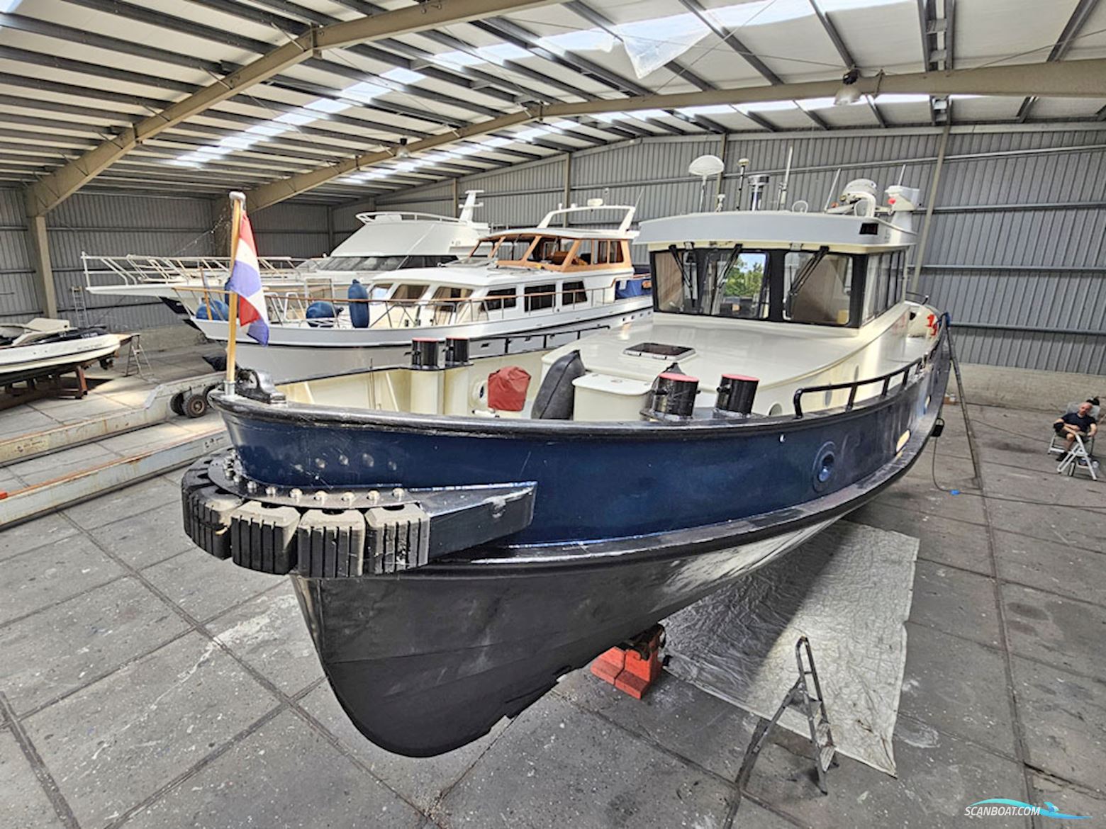 ex Patrouille vaartuig / Varend Woonschip 18.26 met UBC