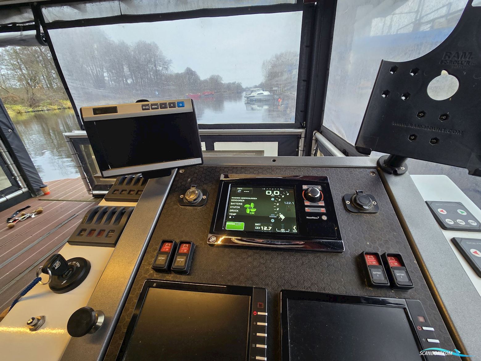 Exklusives Hausboot