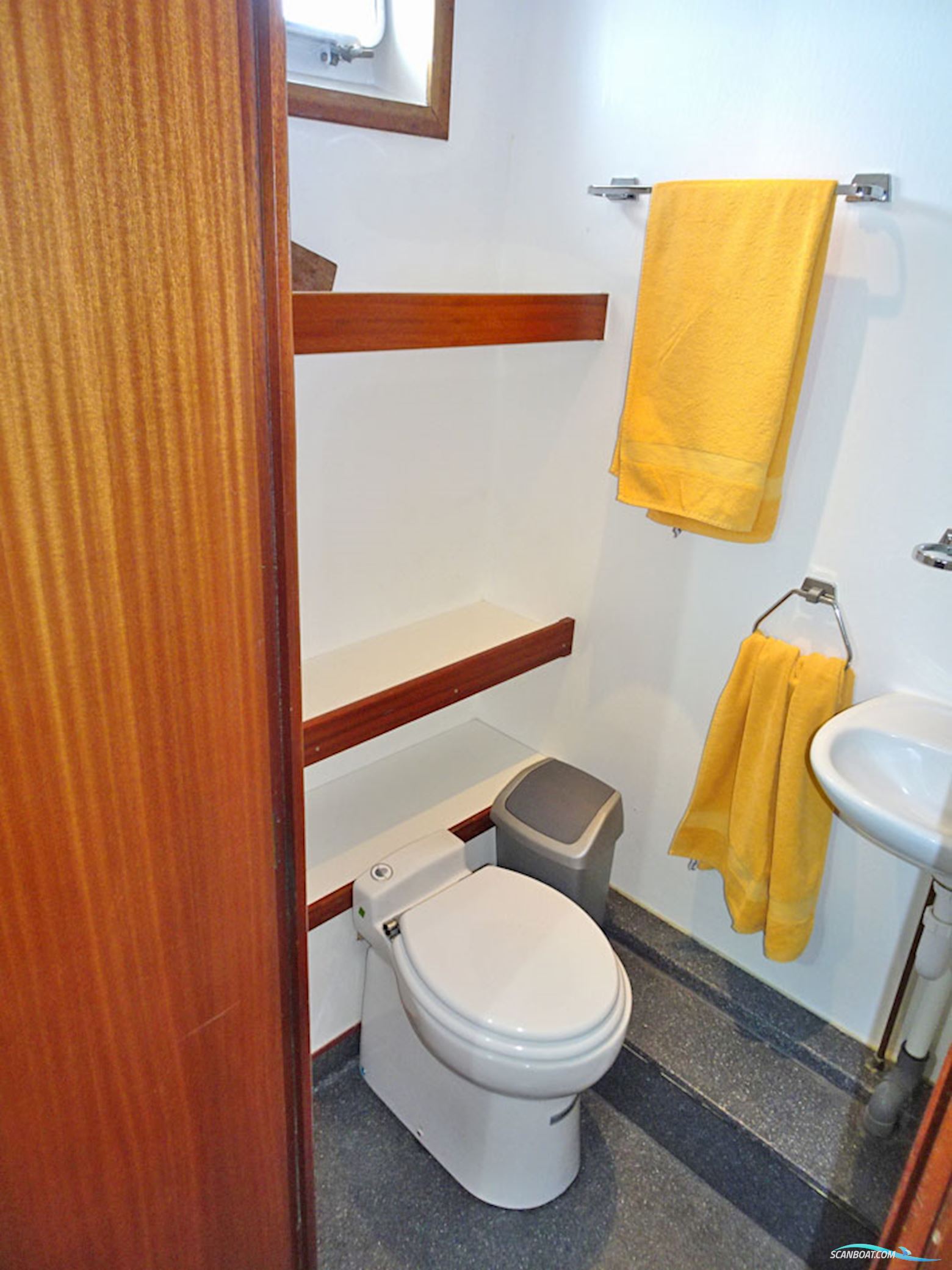 Hotel / Passagiersschip 18 pass 18 pass