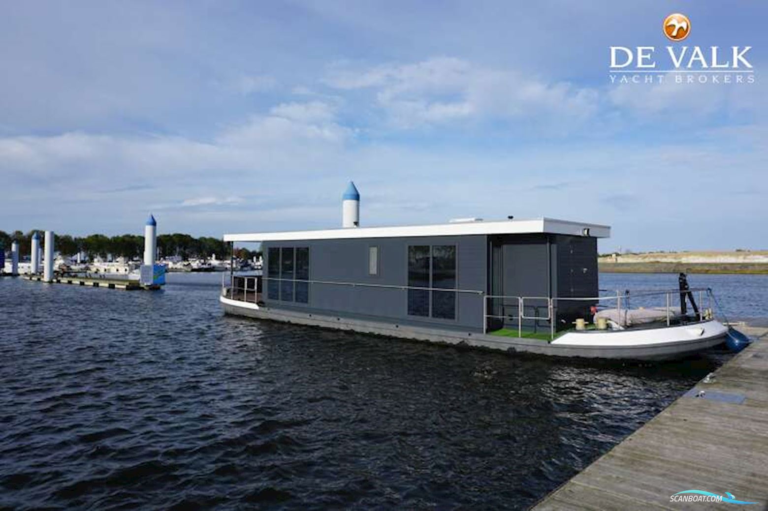 Houseboat 19.50 Meter Huizen aan water 2020, met John Deere motor, The Netherlands