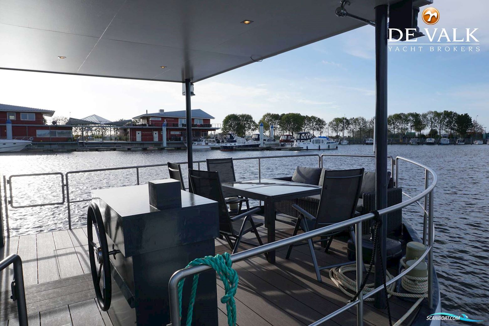 Houseboat 19.50 Meter