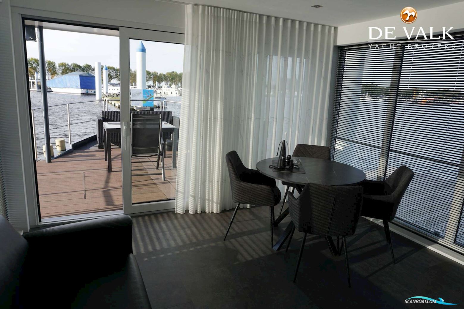 Houseboat 19.50 Meter