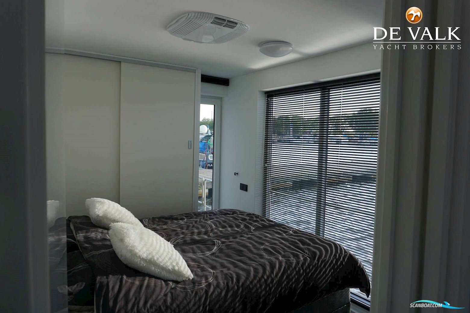 Houseboat 19.50 Meter