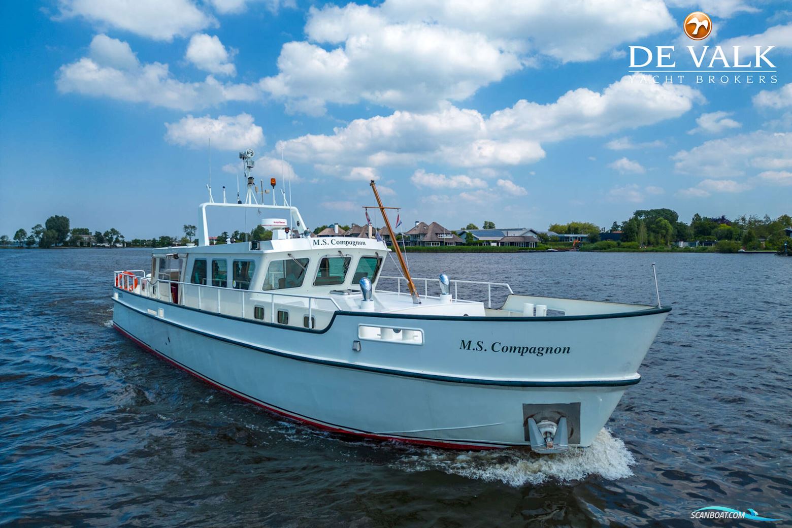 Houseboat MS Compagnon