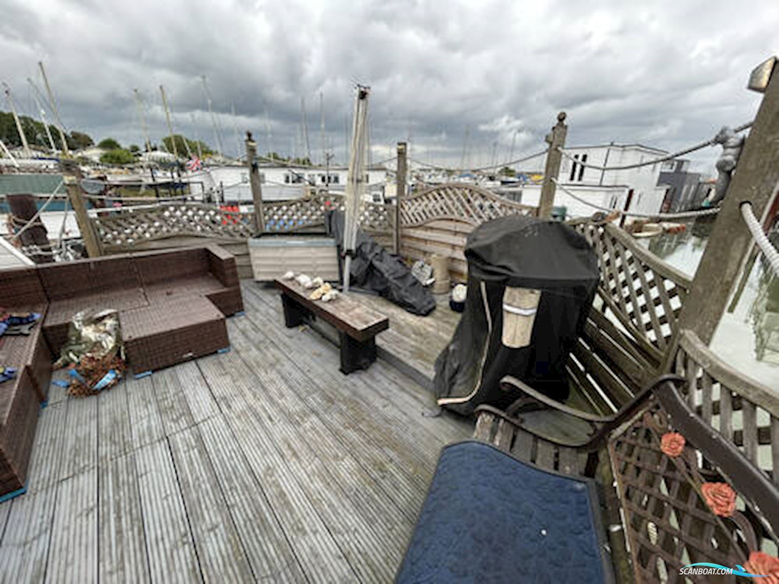 Houseboat