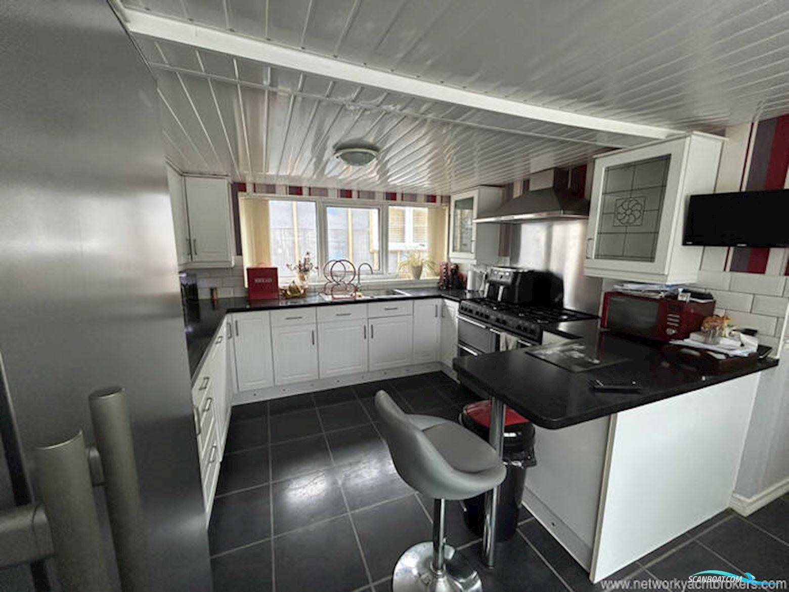 Houseboat