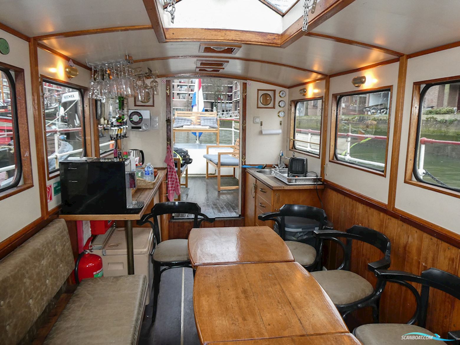 Klassieke Salonboot 12 Pers