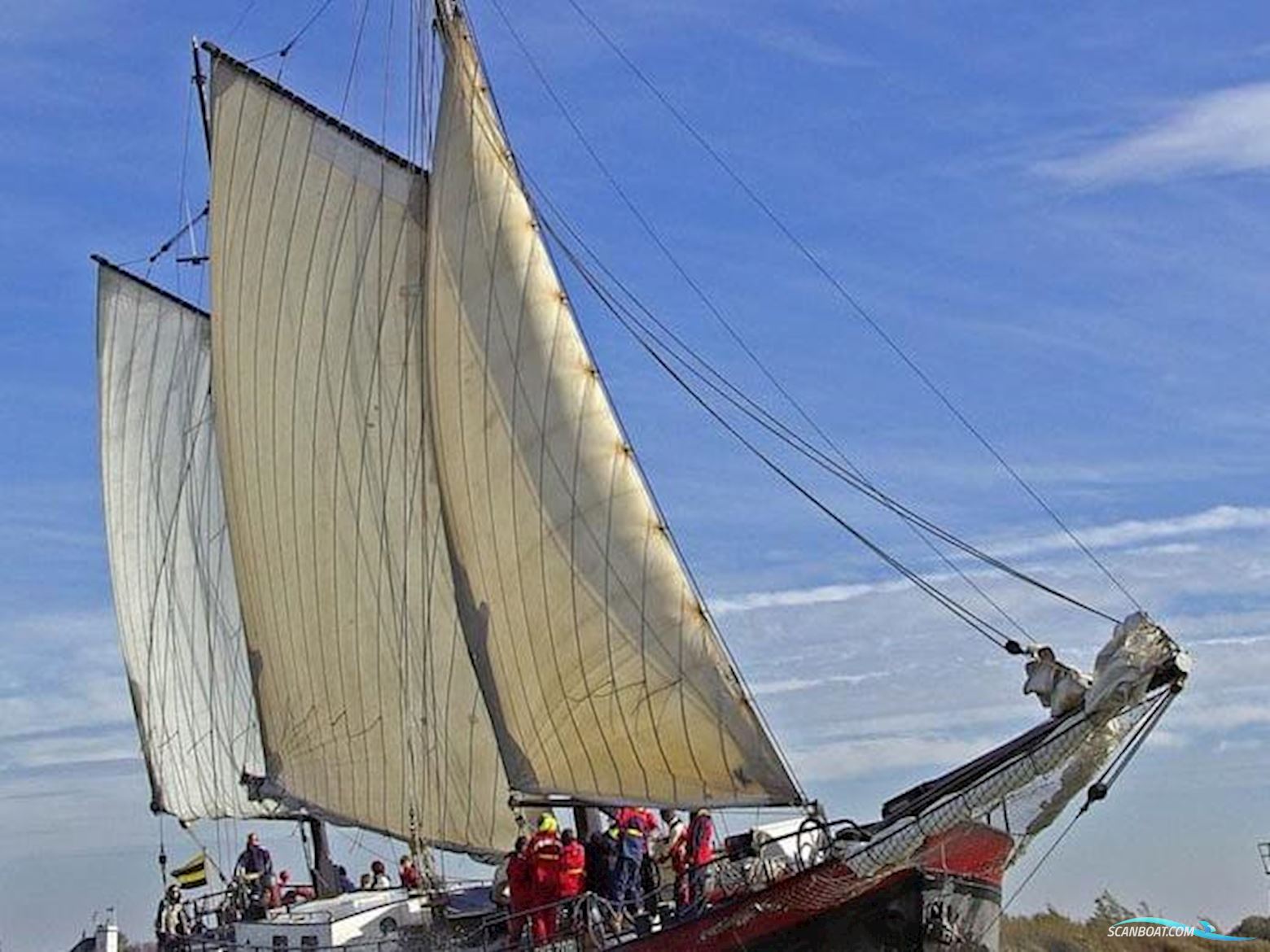 Klipperaak Charter, Woonschip Huizen aan water 1910, met Daf motor, The Netherlands