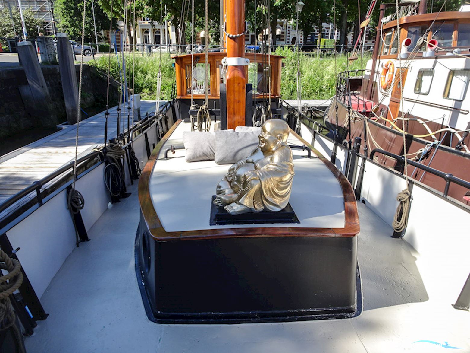 Kotter varend woonschip 14.95