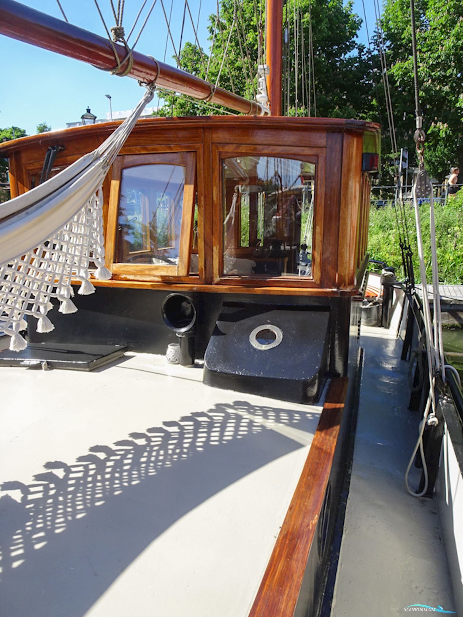 Kotter varend woonschip 14.95