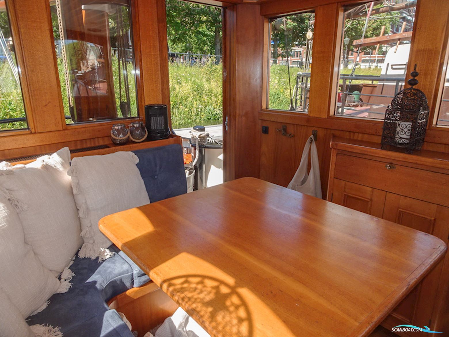 Kotter varend woonschip 14.95