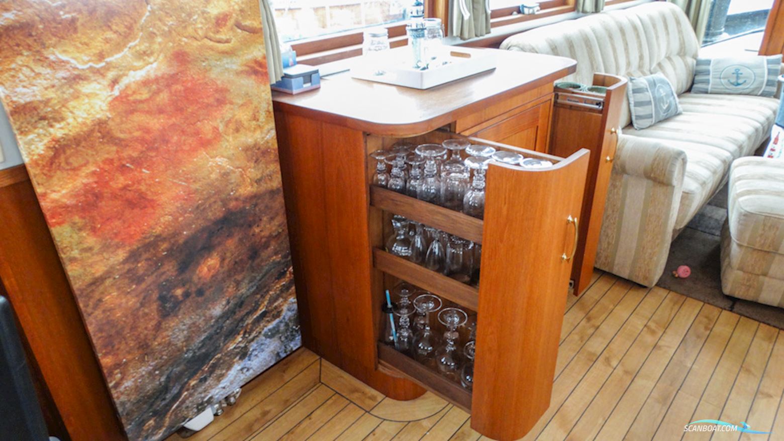 Luxe Motor 16.20 Deckhouse