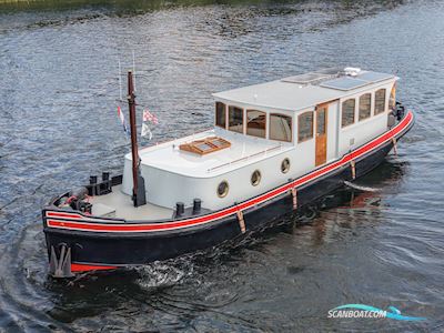 Luxe Motor 16.20 Deckhouse Huizen aan water 1927, met Mercedes<br />OM366 motor, The Netherlands