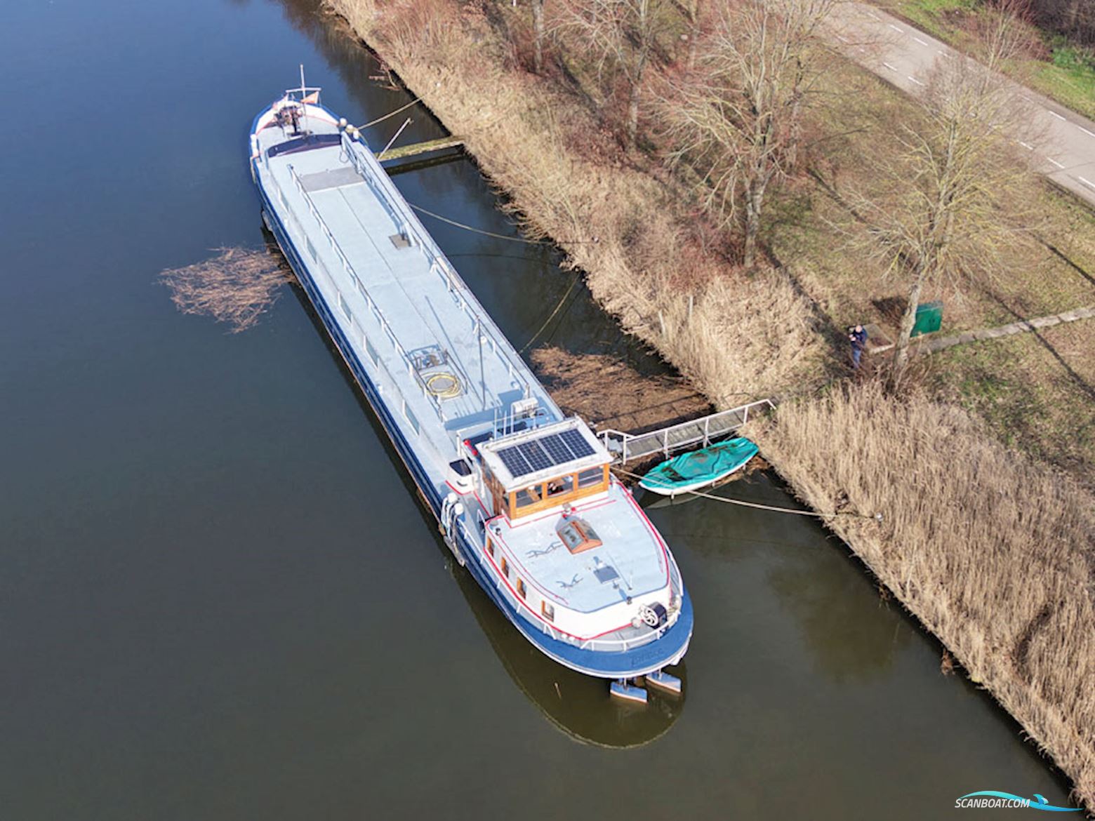 Luxe Motor 36.72, Cbb Rijn