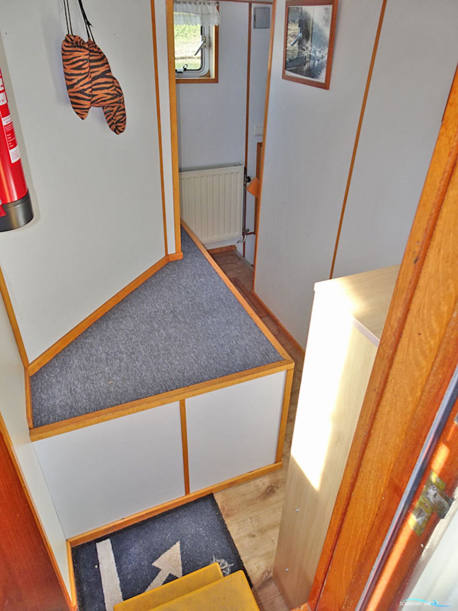 Luxe Motor 36.72, Cbb Rijn