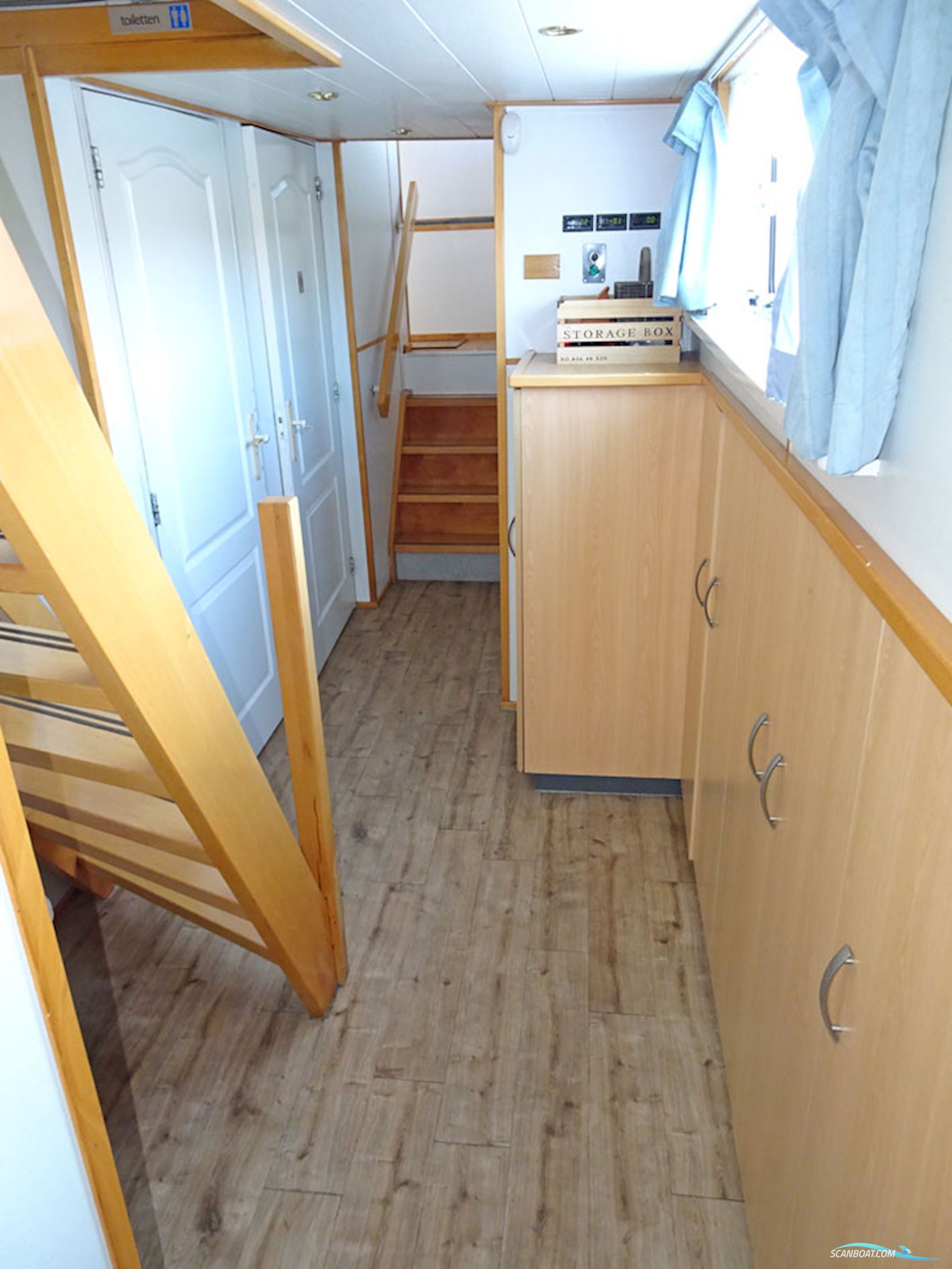 Luxe Motor 36.72, Cbb Rijn