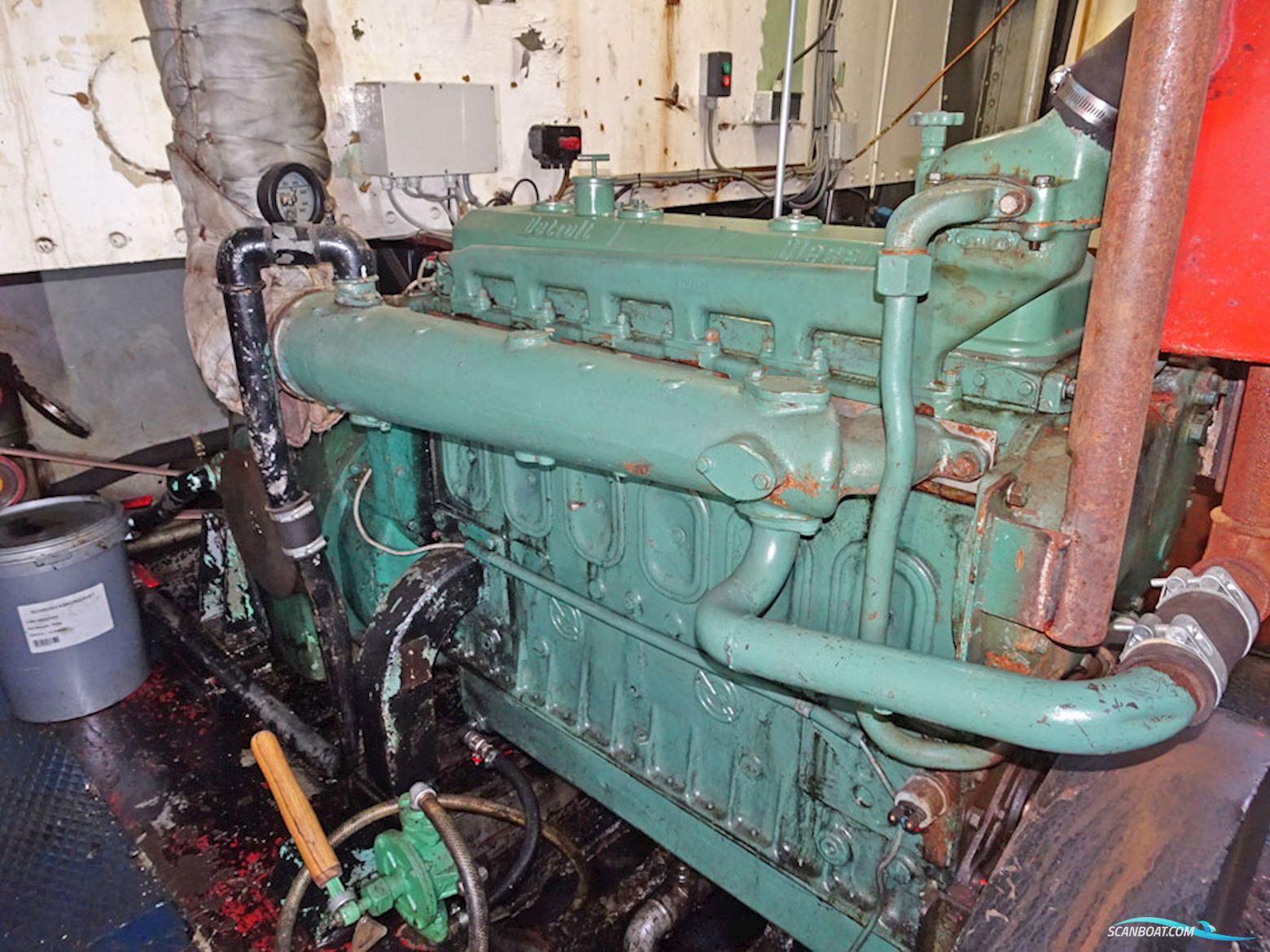 Luxe Motor 36.72, Cbb Rijn