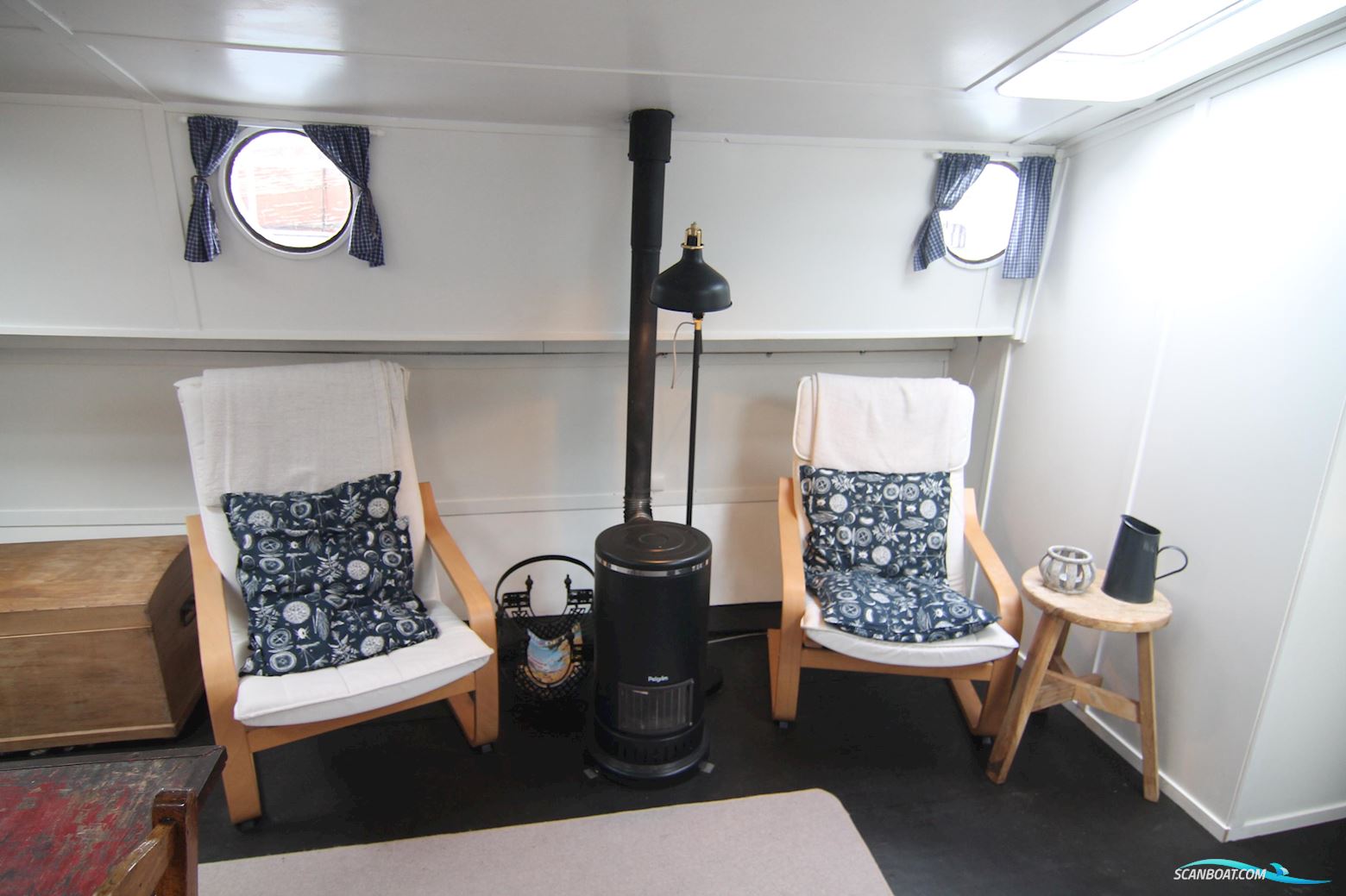 Luxe-Motor Live Aboard