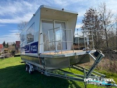 Mebow Metall-und Bootsbau 750 Huizen aan water 2023, met Honda motor, Duitsland