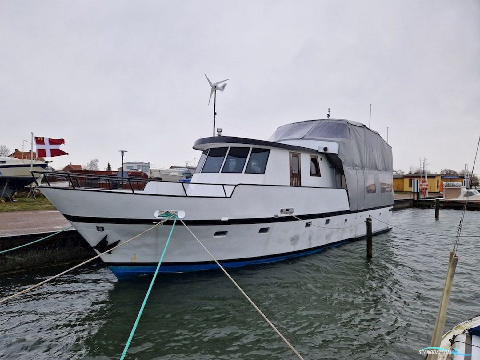 Nautica S - Totalrenoveret Beboelsesbåd/ Husbåd Huizen aan water 1980, met 2x Hanomag 6 Cylindere motor, Denemarken