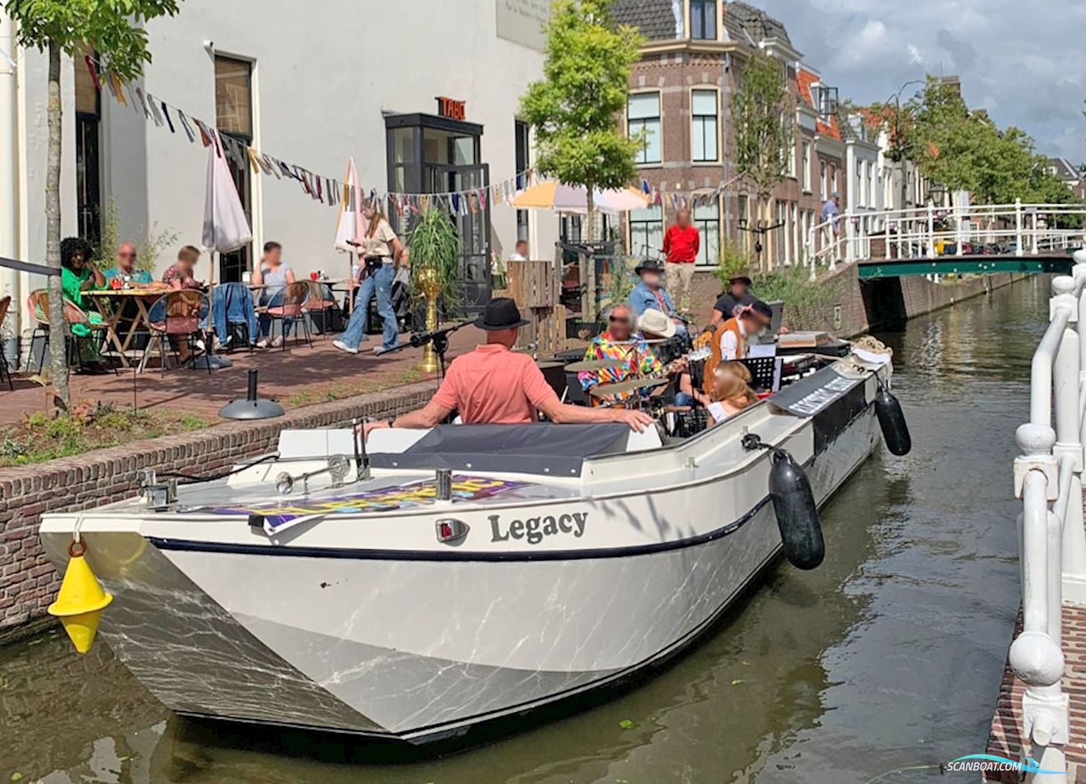Open Rondvaartboot 35 gasten
