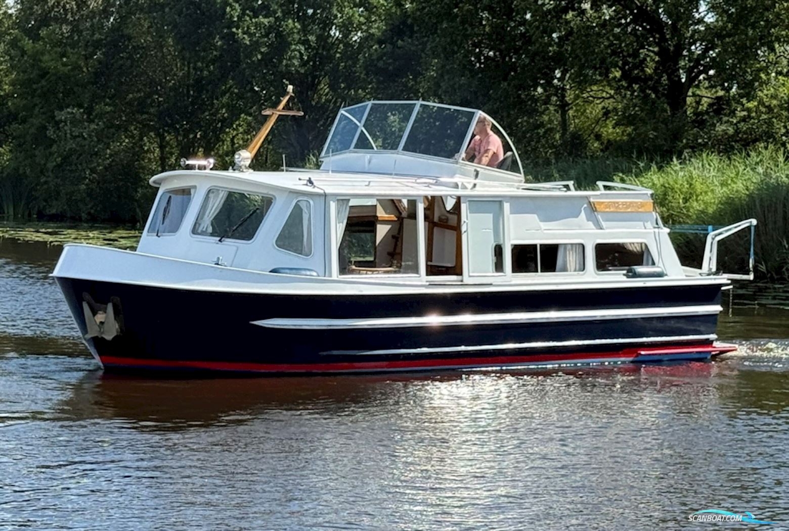 Ruw Aack Tinyhouse Huizen aan water 1979, met Bmc motor, The Netherlands