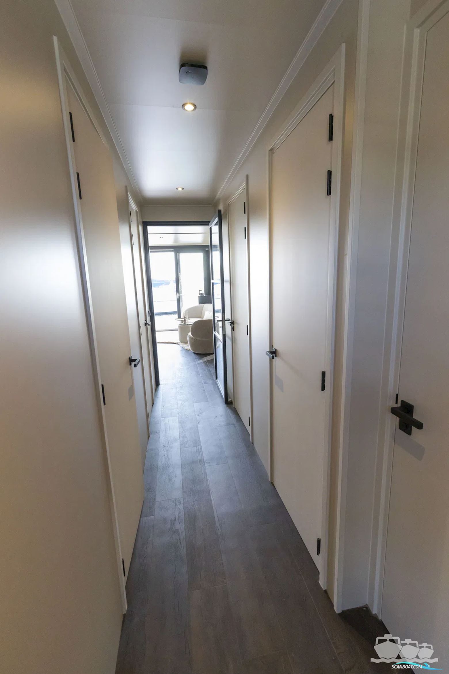 SL Houseboat Marina Den Oever, inclusief ligplaats