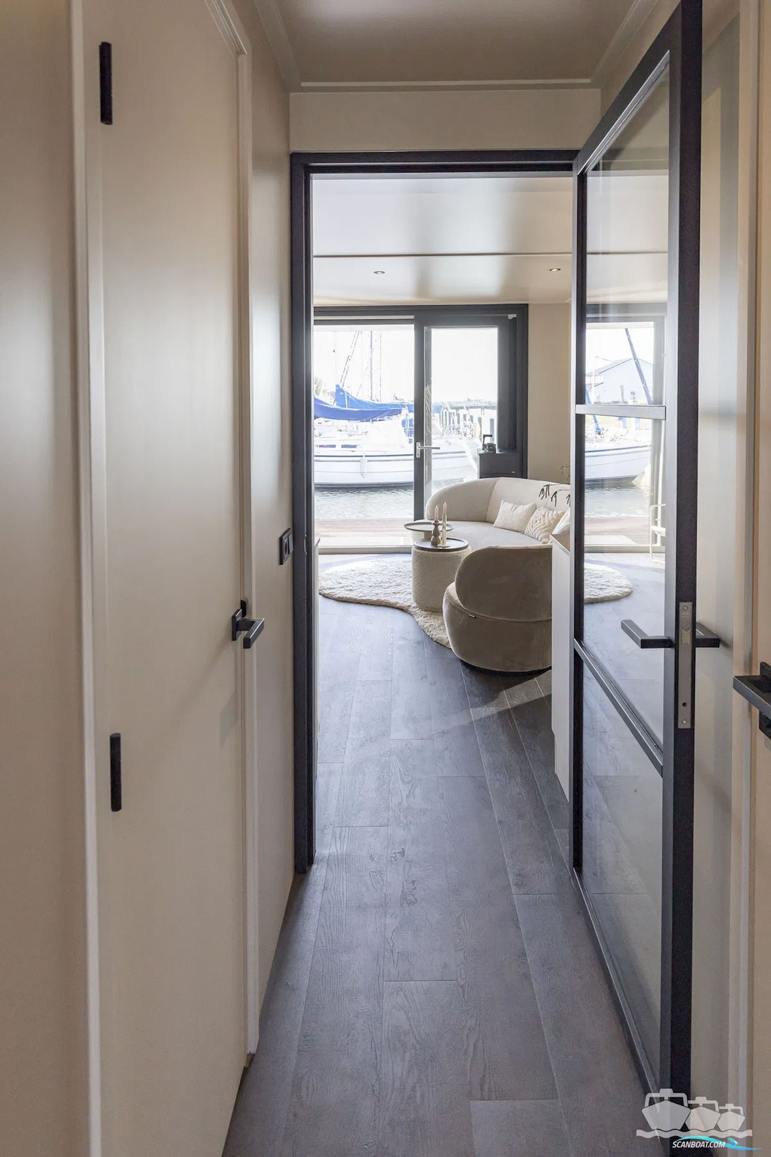 SL Houseboat Marina Den Oever, inclusief ligplaats