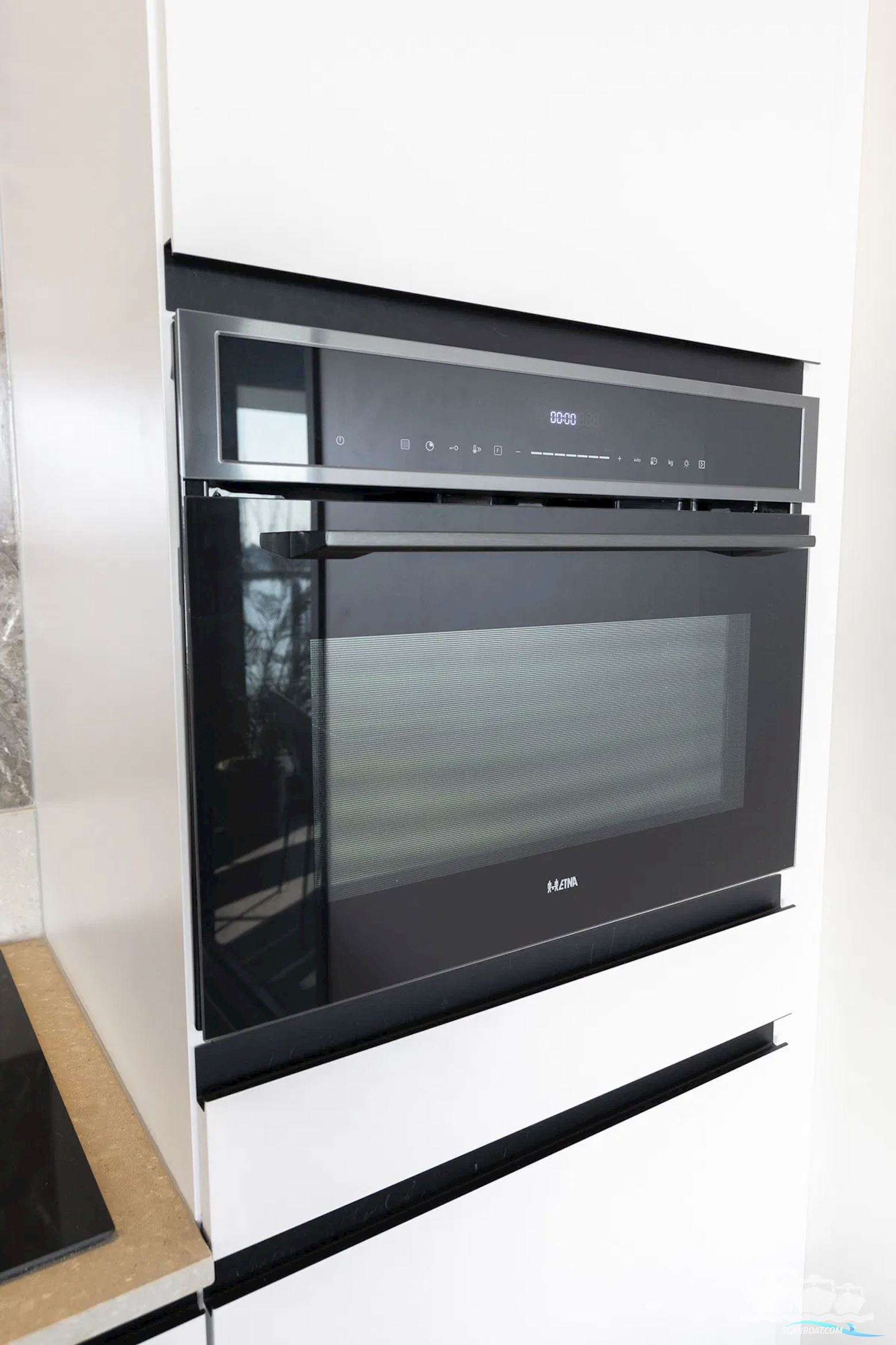 SL Houseboat Marina Den Oever, inclusief ligplaats