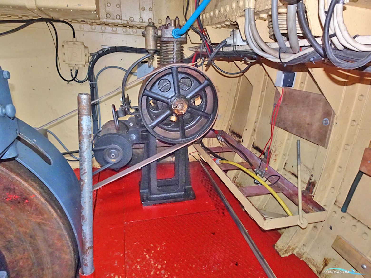 Sleepboot Amsterdammer 13.97