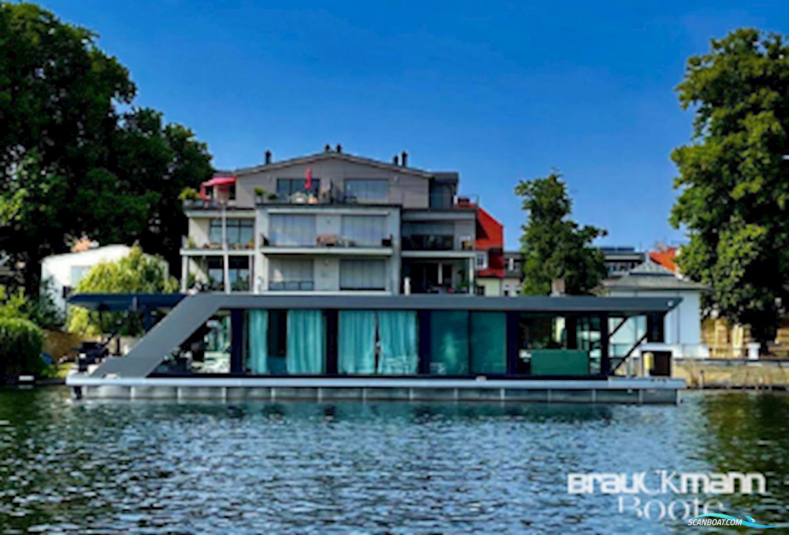 SolarYacht Plaue HBY 140