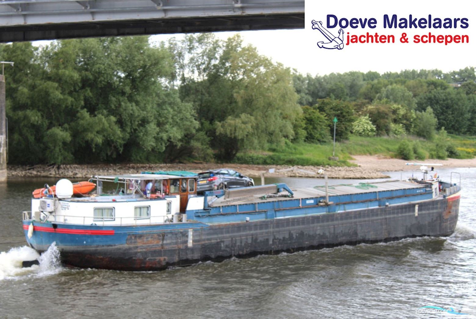 SPITS 39.28 met CvO Rijn Huizen aan water 1962, met Cummins<br />NT855-M motor, The Netherlands