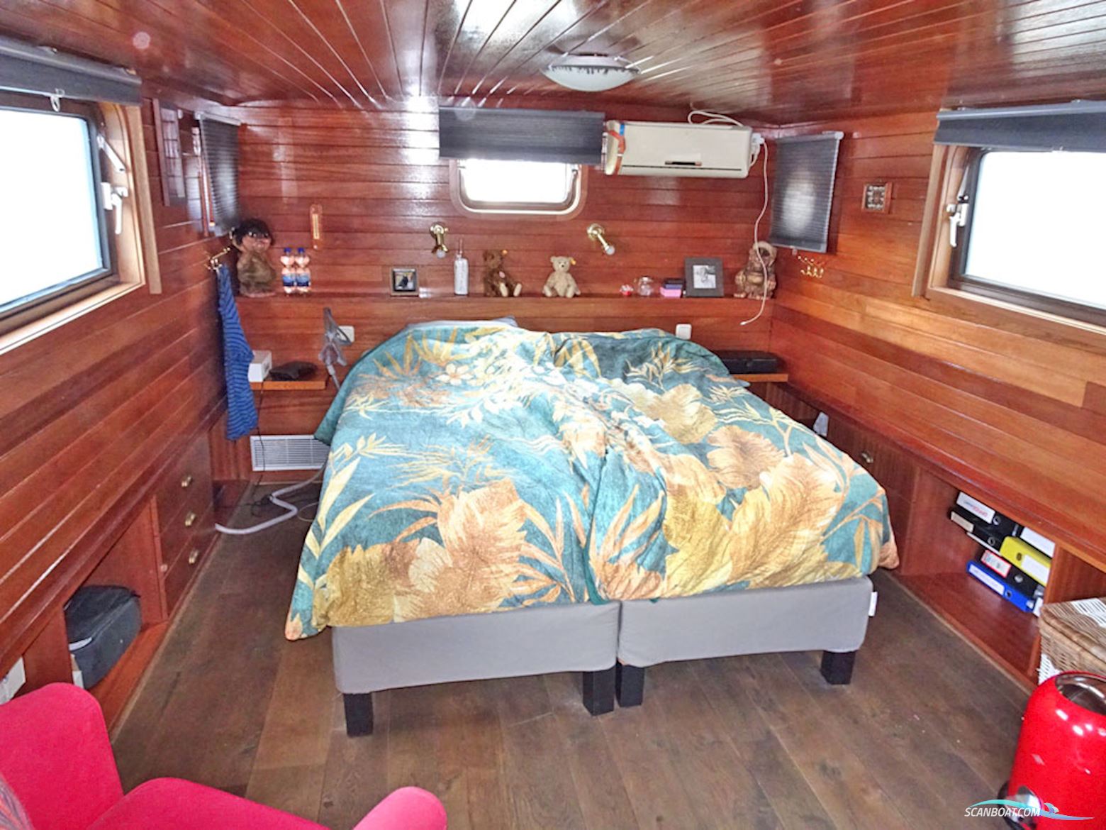 Spits B&B Varend Woonschip 39.09 met CvO