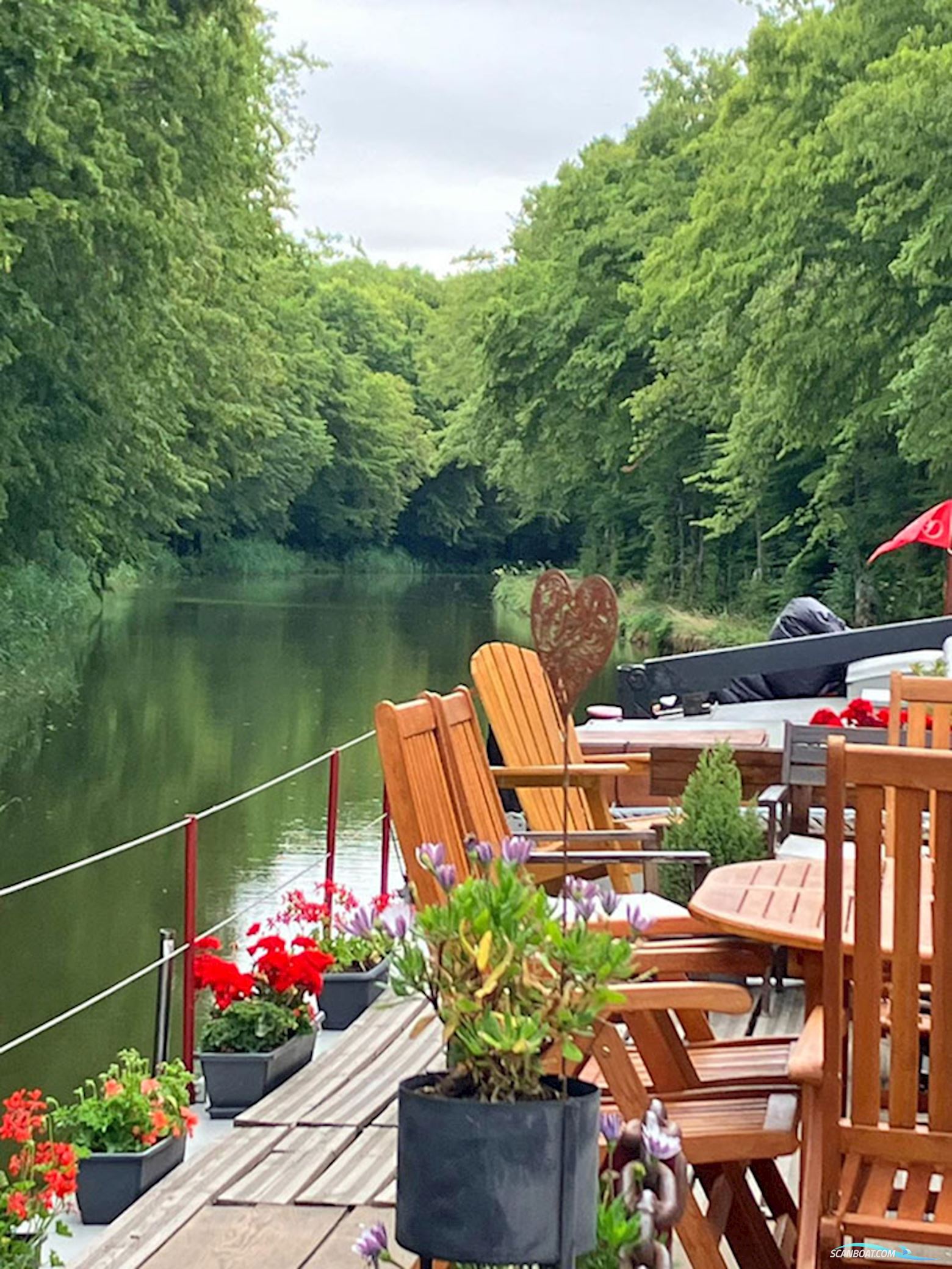 Spits Varend Woonschip 30.53 met UBC