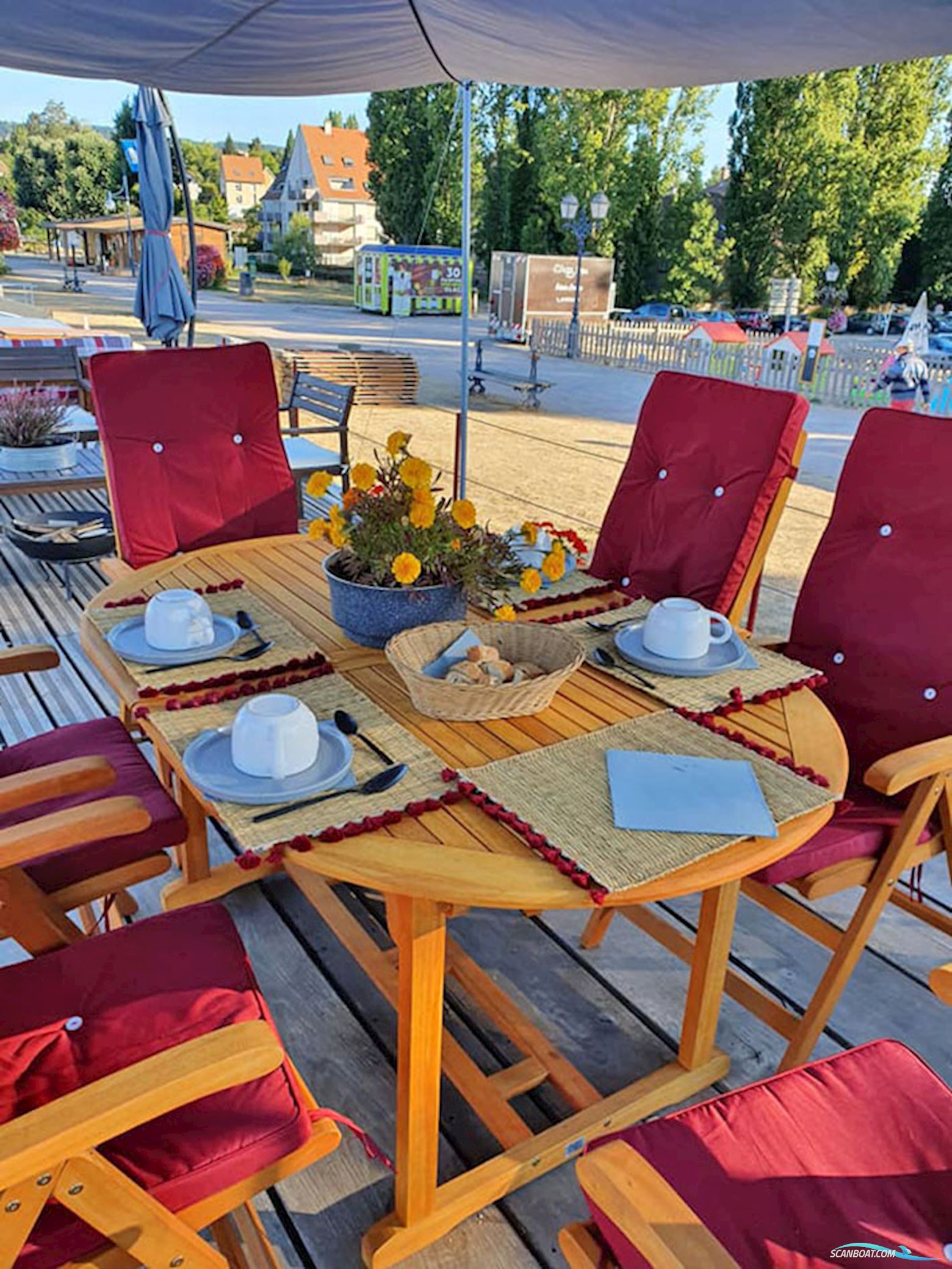 Spits Varend Woonschip 30.53 met UBC