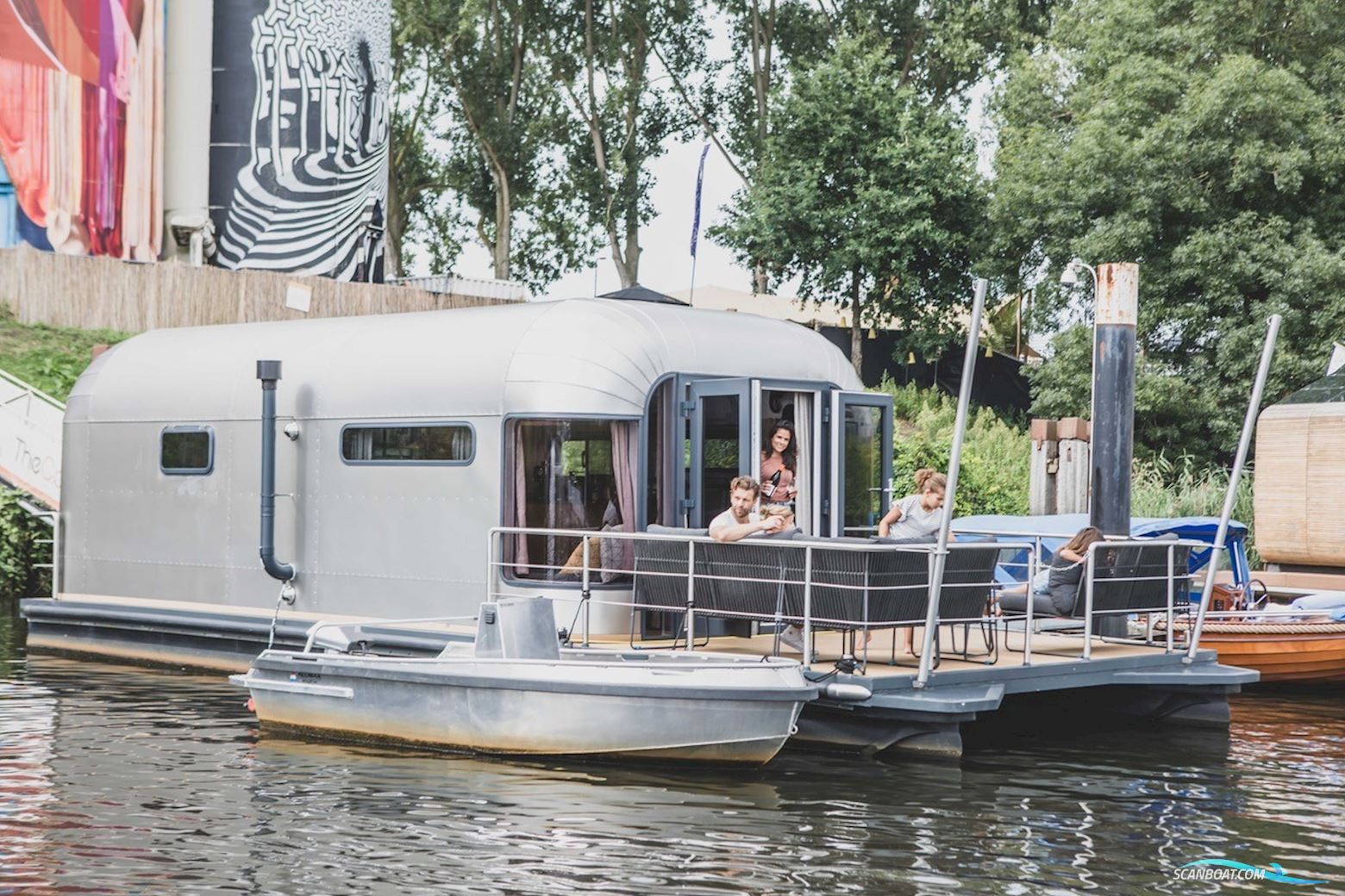 The Coon 1000 Houseboat Huizen aan water 2016, met In Overleg motor, The Netherlands