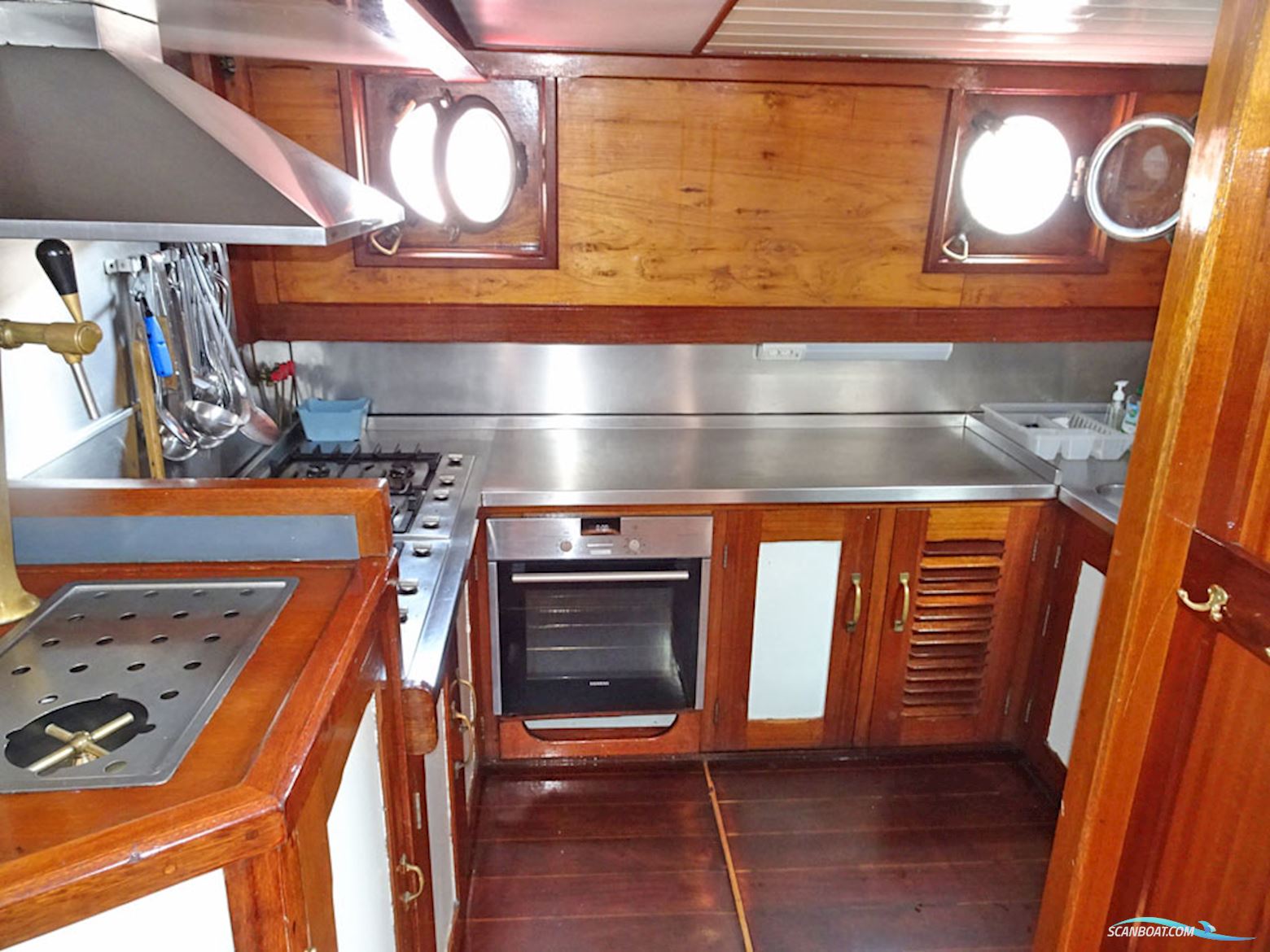 Topzeilschoener 26 hotelgasten