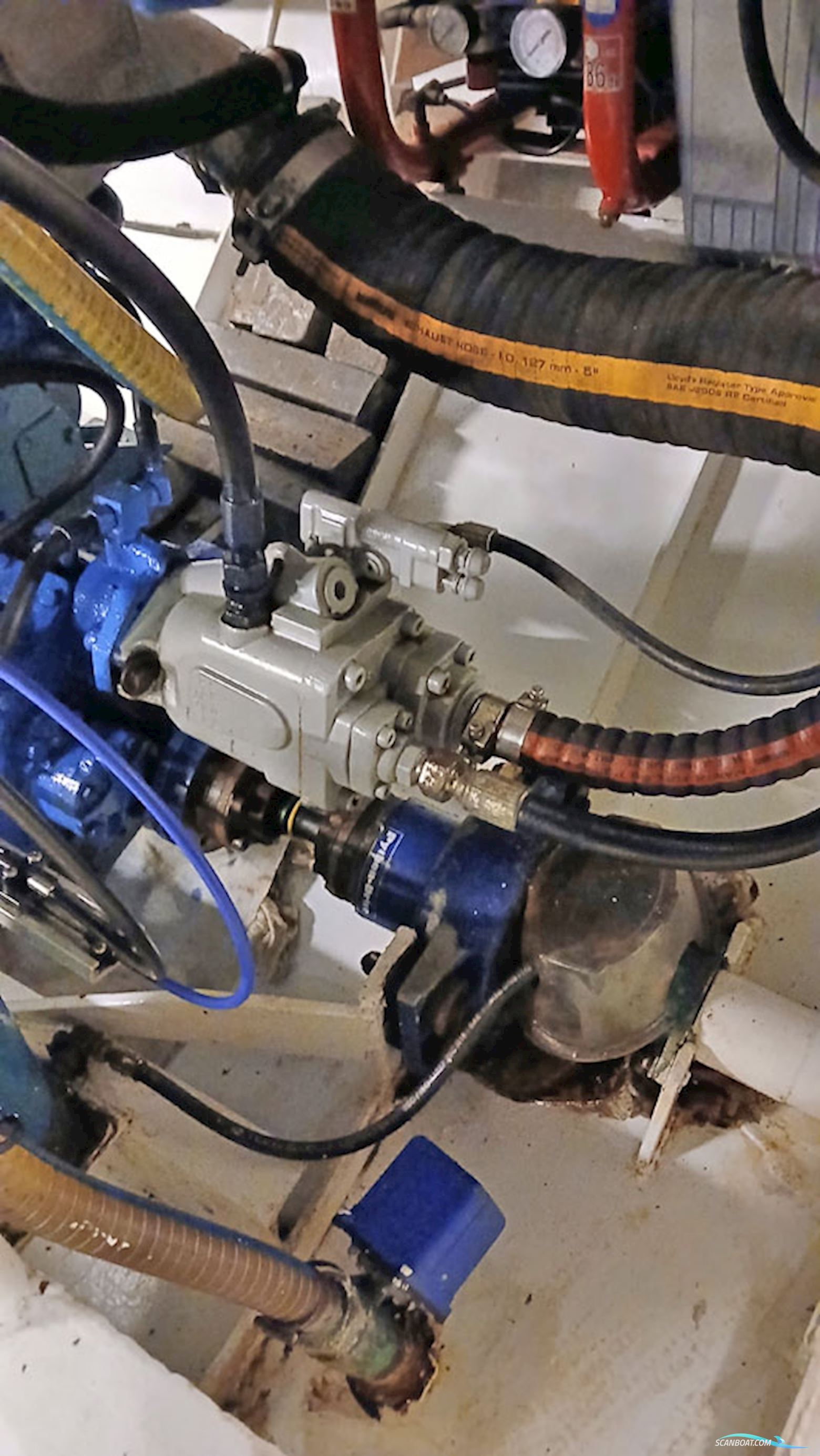 Trawlerjacht 48, Zeegaand