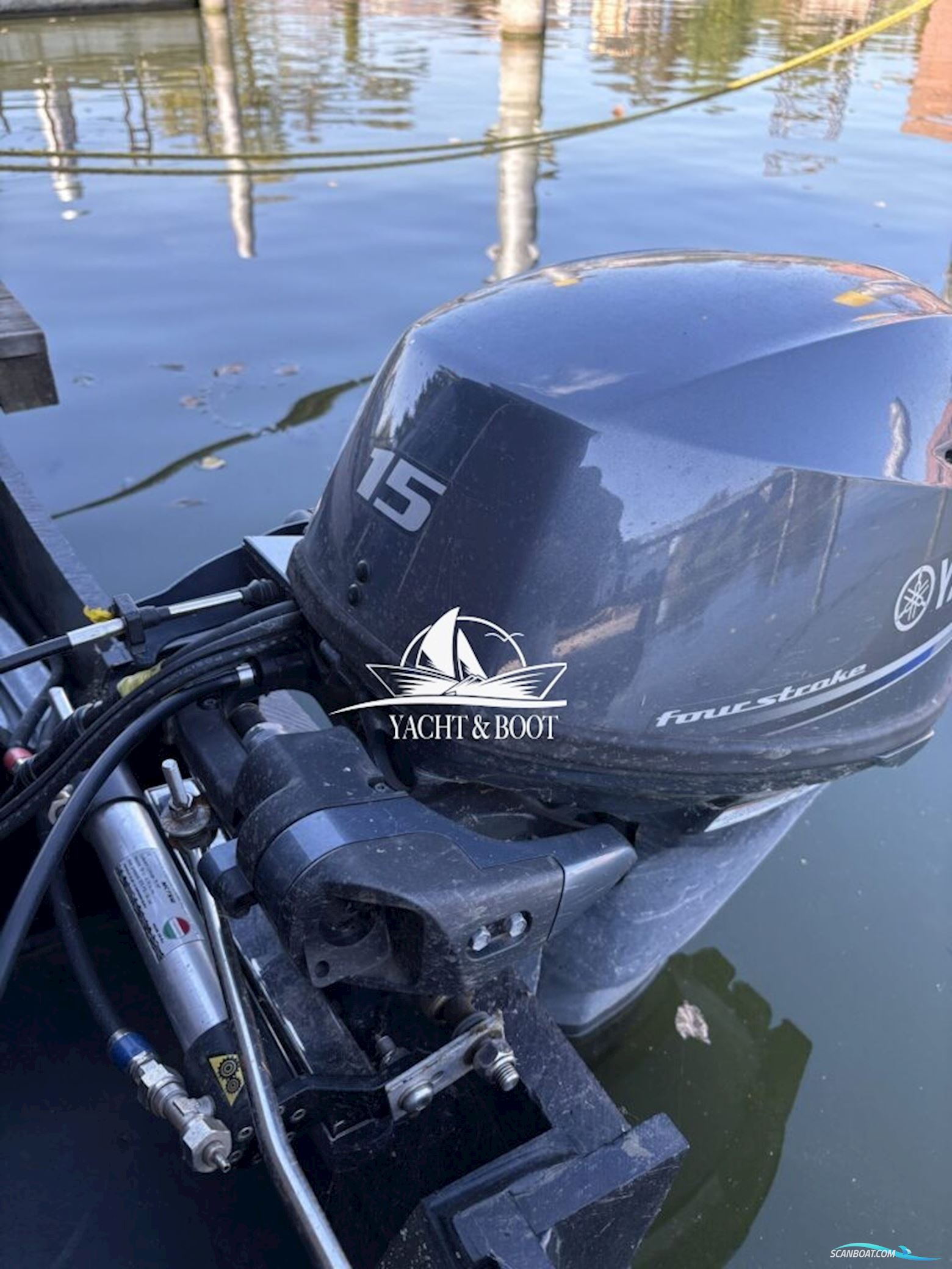 Treibgut Gbr Hausboot 10.6